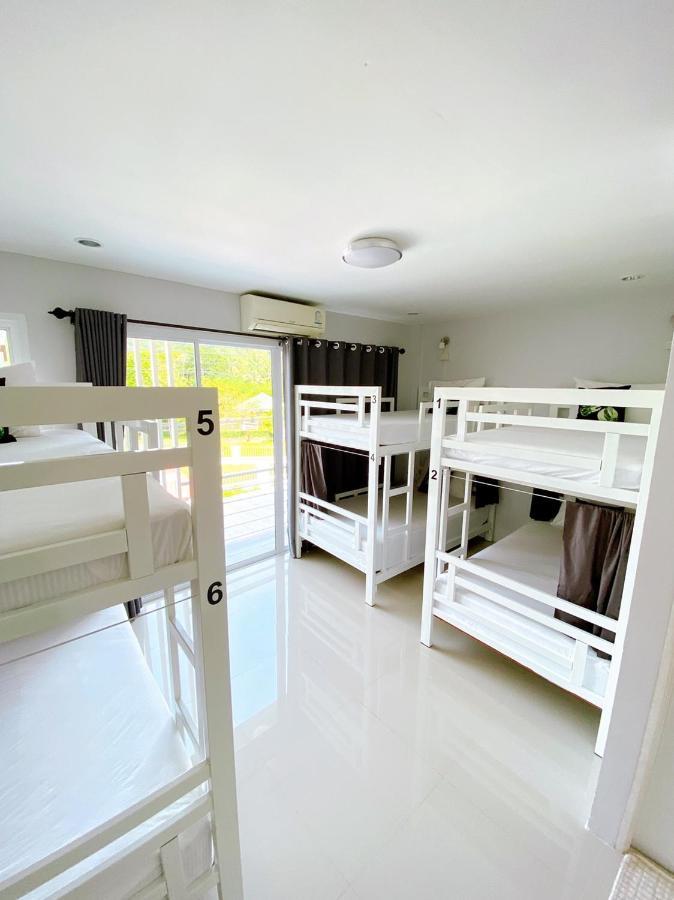 Khaolak Mind Home Hostel (Adults Only) Khao Lak Bagian luar foto